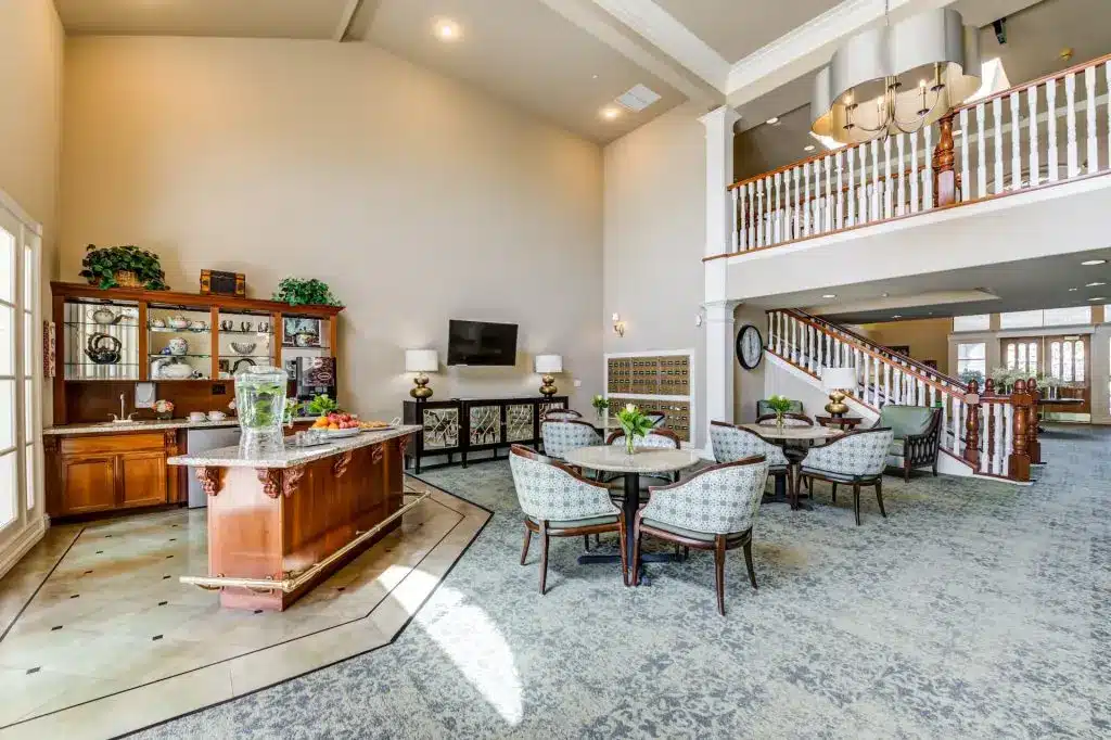 Bistro in aegis living Ventura