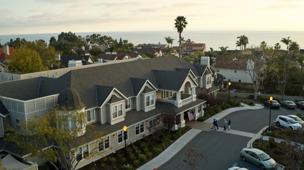 The outside of Aegis Living Dana Point